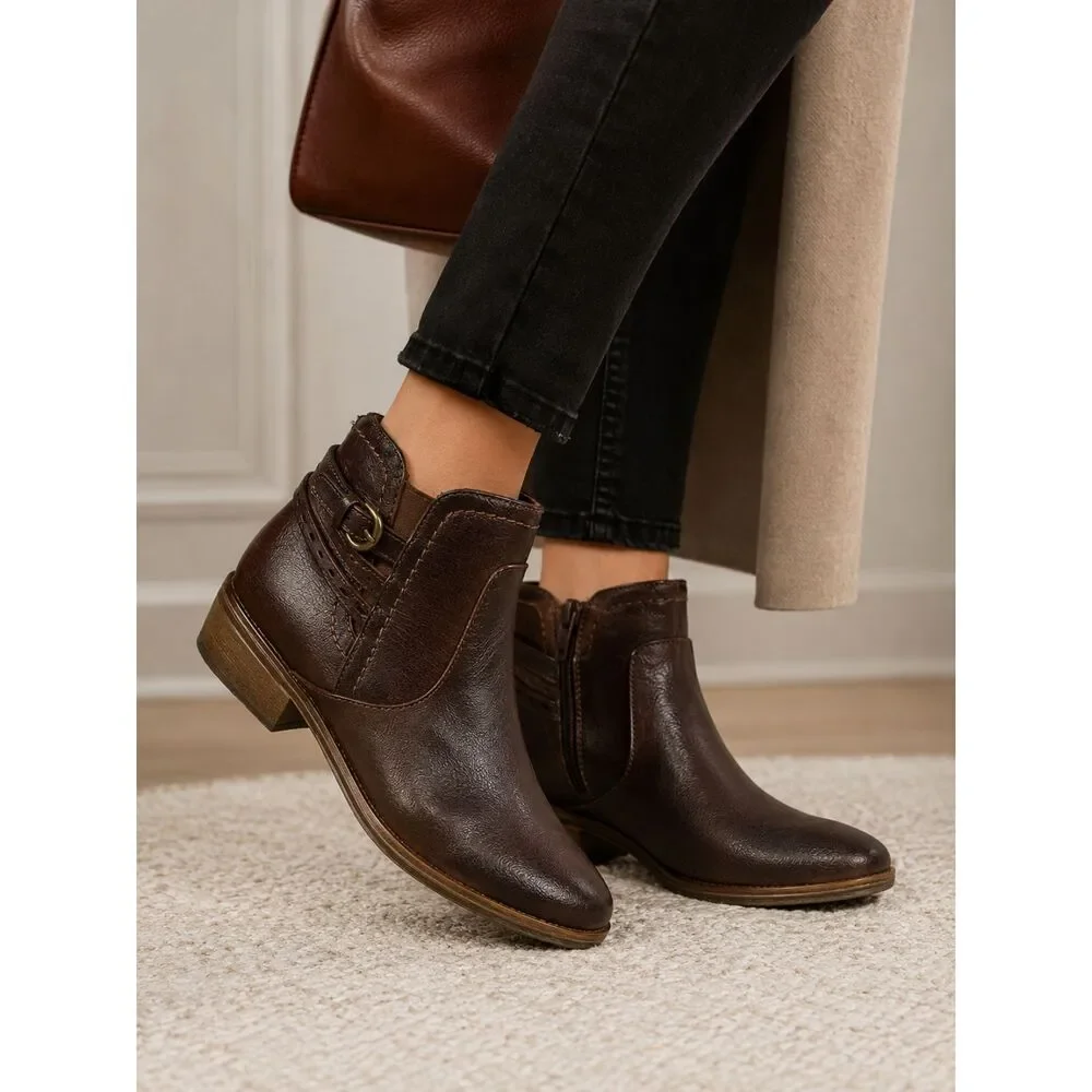 BARETRAPS Medley Ankle Boots Sz 6.5 Women's Dark Brown Zip Up Bootie Shoe